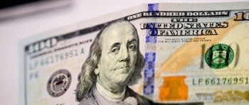 Белорусский рубль укрепился к евро и российскому рублю